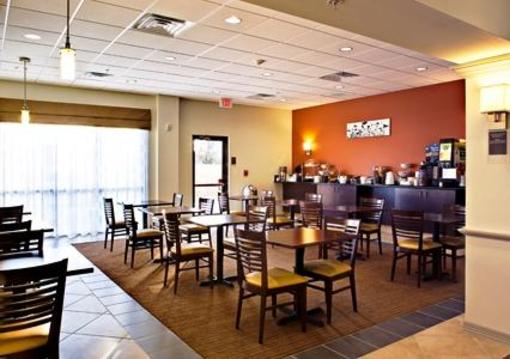 фото отеля Sleep Inn & Suites Stony Creek