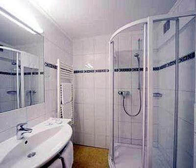 фото отеля Aktivhotel Crystal St. Johann in Tirol