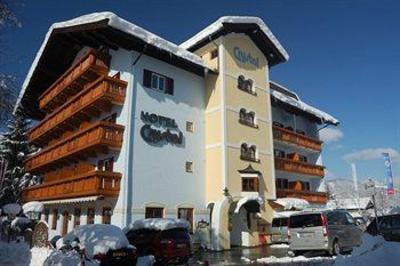 фото отеля Aktivhotel Crystal St. Johann in Tirol