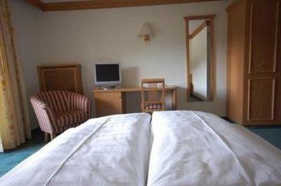 фото отеля Aktivhotel Crystal St. Johann in Tirol