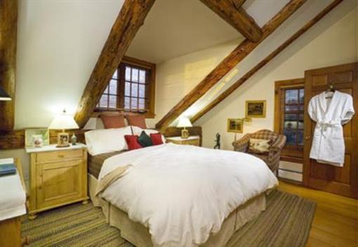 фото отеля Crisanver House Bed and Breakfast Shrewsbury (Vermont)