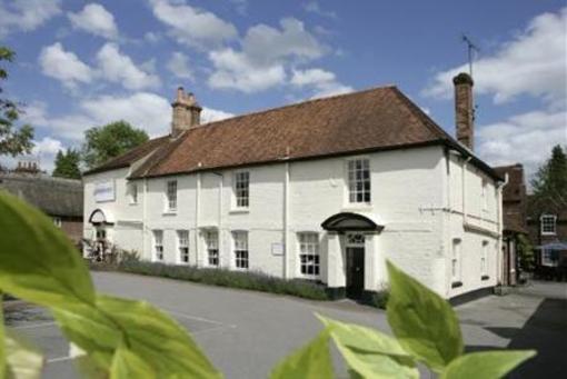 фото отеля The Bear Hotel Hungerford