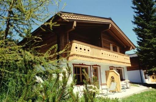 фото отеля Astn Hutten - Konigsleiten - Ferienwohnungen