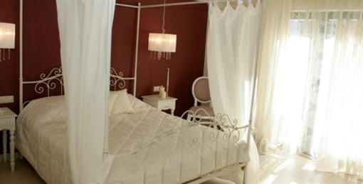 фото отеля Aerinon Guesthouse