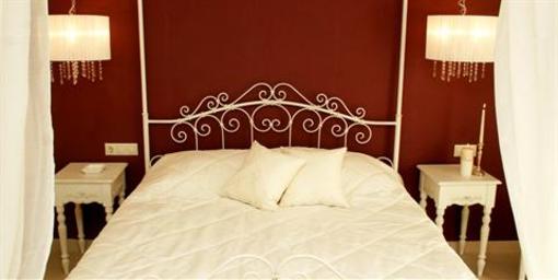 фото отеля Aerinon Guesthouse