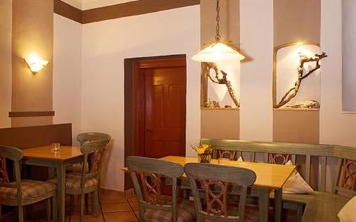 фото отеля Hotel-Restaurant Weinstube am Markt