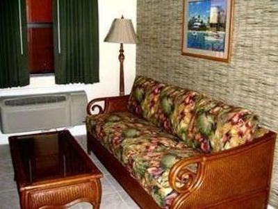 фото отеля Royal Orleans Resort Redington Beach