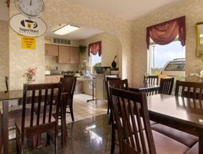фото отеля Super 8 Priceville Decatur