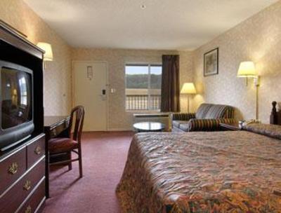 фото отеля Super 8 Priceville Decatur