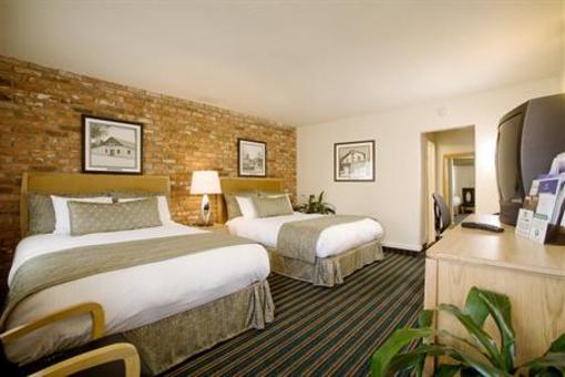 фото отеля Best Western Pine Tree Motel Chino