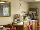 фото отеля Super 8 Henderson/NE Denver