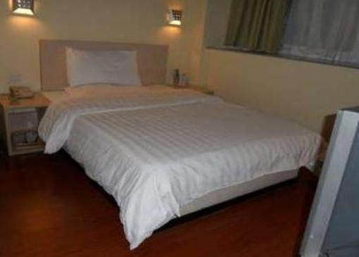 фото отеля Hanting Express Hangzhou Chaohui Second