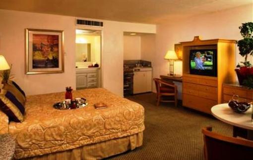фото отеля Downtowner Motel