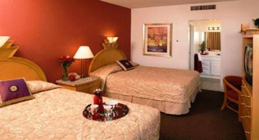 фото отеля Downtowner Motel