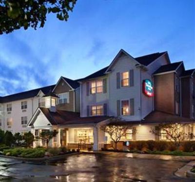фото отеля TownePlace Suites Cleveland Streetsboro