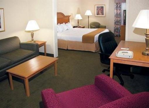 фото отеля Holiday Inn Express Fultondale