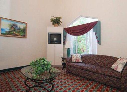 фото отеля Sleep Inn and Suites Niantic
