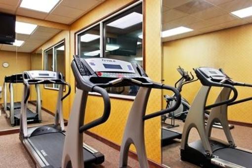 фото отеля Holiday Inn Express Suites - Malvern