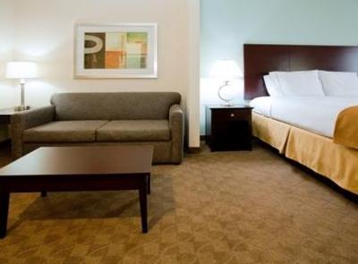фото отеля Holiday Inn Express Suites Greensboro East