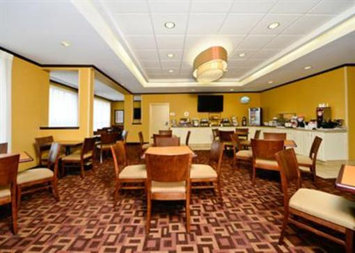 фото отеля Comfort Inn & Suites adj to Akwesasne Mohawk Casino