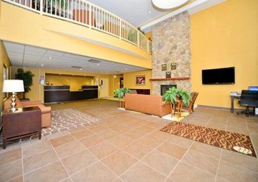 фото отеля Comfort Inn & Suites adj to Akwesasne Mohawk Casino