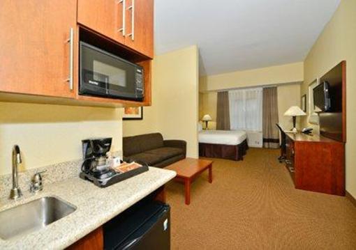 фото отеля Comfort Inn & Suites adj to Akwesasne Mohawk Casino