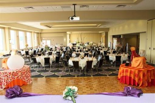 фото отеля Vernon Downs Hotel