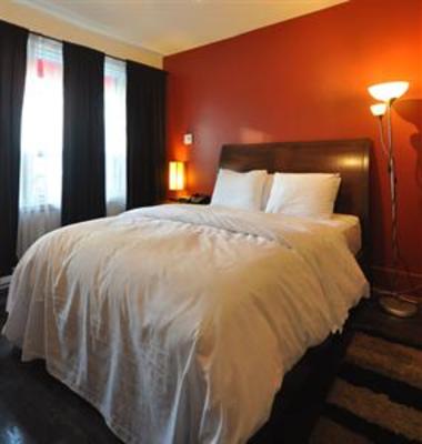 фото отеля Auberge du Carre St Louis Hotel Montreal