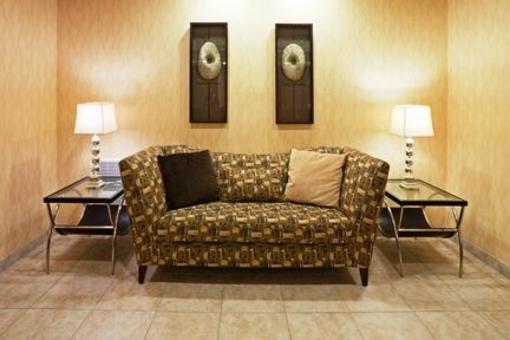 фото отеля Holiday Inn Express Hotel & Suites Eastland