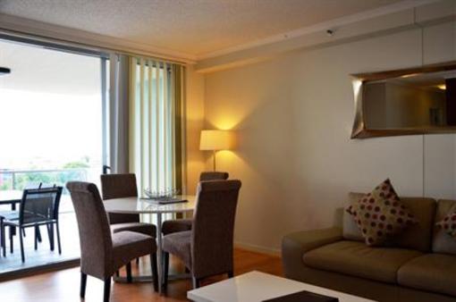 фото отеля Frisco Apartments