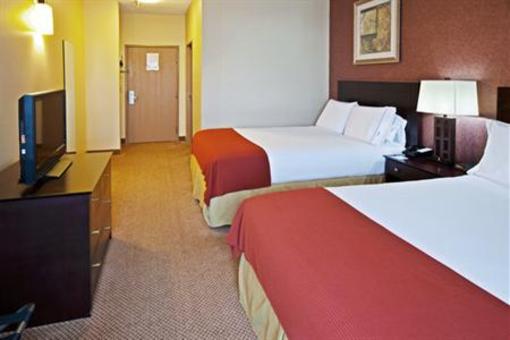 фото отеля Holiday Inn Express Cloverdale