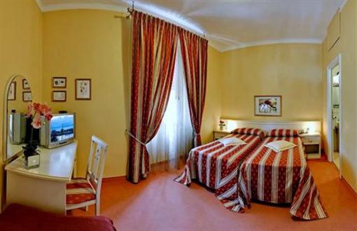 фото отеля Hotel Boccascena