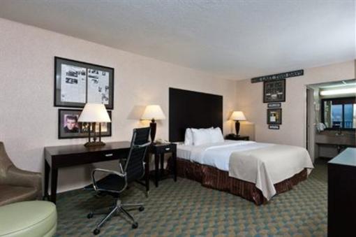 фото отеля Best Western Plus Lake Guntersville Hotel
