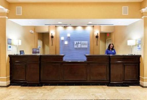 фото отеля Holiday Inn Express Hotel & Suites Crestview