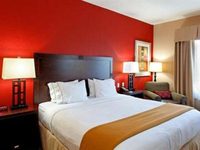 Holiday Inn Express Hotel & Suites Crestview