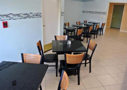 фото отеля Comfort Suites Tulare