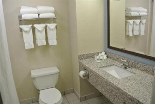 фото отеля Comfort Suites Tulare