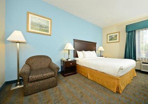 фото отеля Comfort Suites Tulare