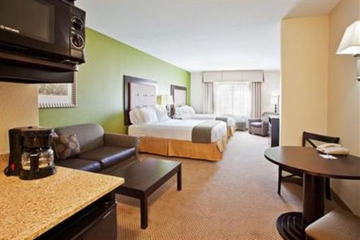фото отеля Holiday Inn Express Hotel & Suites Savannah-Midtown