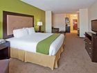 фото отеля Holiday Inn Express Hotel & Suites Savannah-Midtown