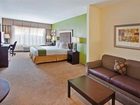 фото отеля Holiday Inn Express Hotel & Suites Savannah-Midtown