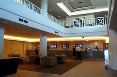 фото отеля Rydges Esplanade Resort Cairns