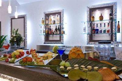 фото отеля Hotel Cosmopolitan Bologna