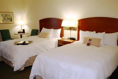 фото отеля Hampton Inn St. Joseph I-94