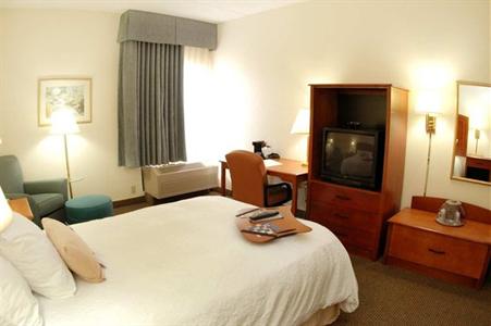 фото отеля Hampton Inn St. Joseph I-94