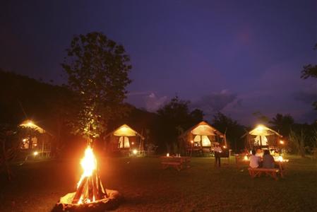 фото отеля Hintok River Camp Sai Yok