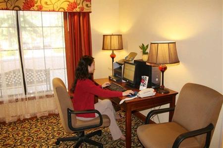 фото отеля Hampton Inn Hadley-Amherst