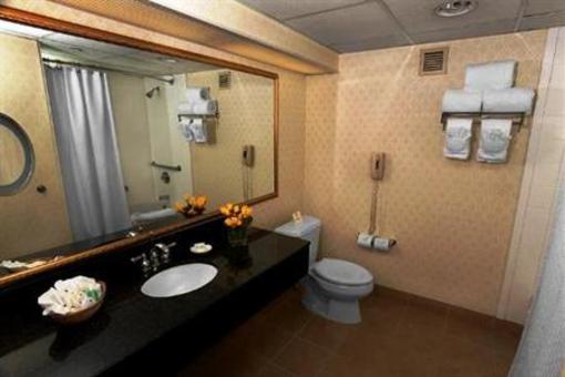 фото отеля Crowne Plaza Hotel Englewood