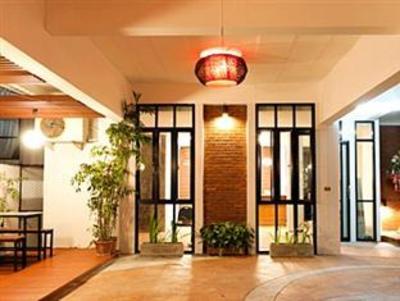 фото отеля Chiang Mai CM Apartment