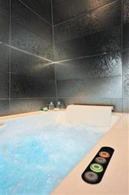 фото отеля Hotel des Champs-Elysees
